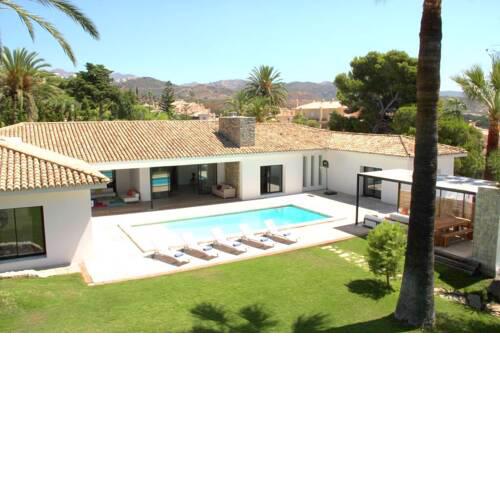 Marbella Villa Sleeps 10 with Pool and Air Con