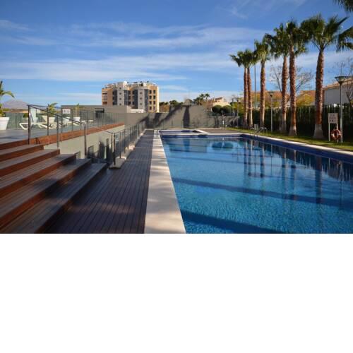 Marco ref 205 ap 2y2 pers, planta baja, 1 dormitorio, 1 baño, aire acondicionado, wifi, piscina, jardin privado,aparcamiento, 900m de la playa