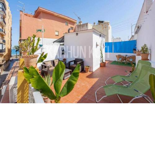 Marconis Penthouse two steps from the beach Karhun Koti Rentals