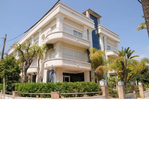 MAREA ApartHotel