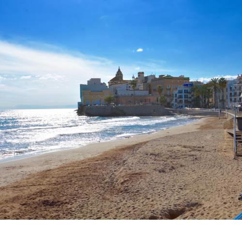 MARGARITA stylish apartment 1 min from beach