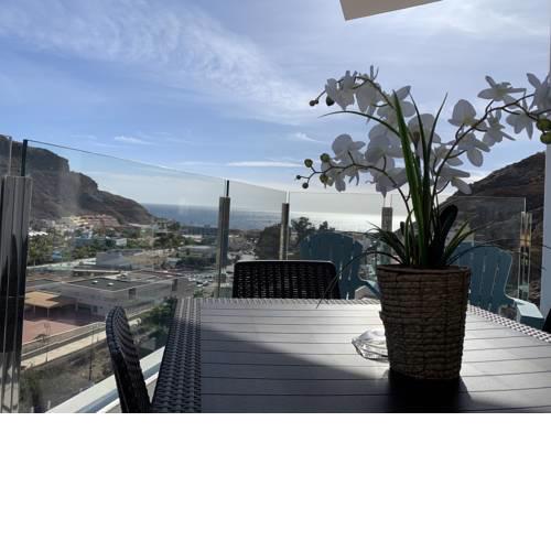 Marina Mogan 360° with pool access