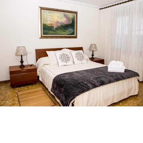Marina Real- Playa Apartment