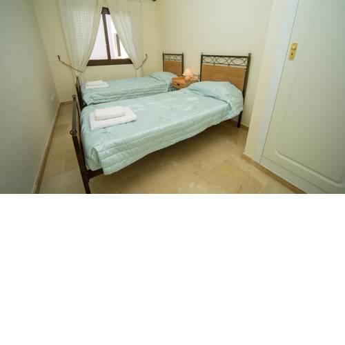 Marina Real 245