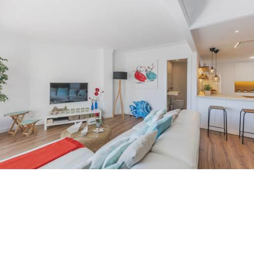 Mariners Apartment