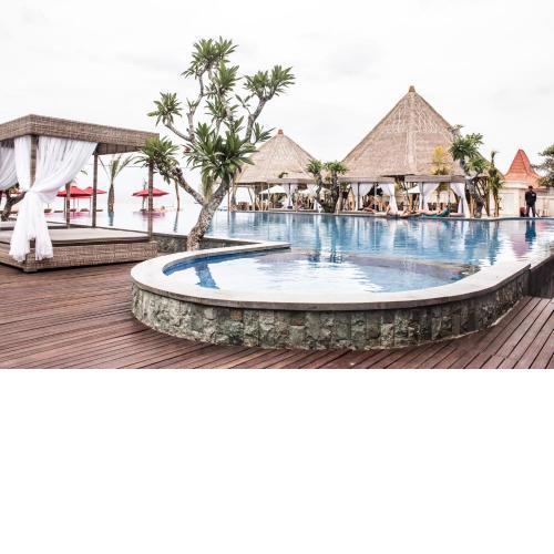 Maruti Beach Club