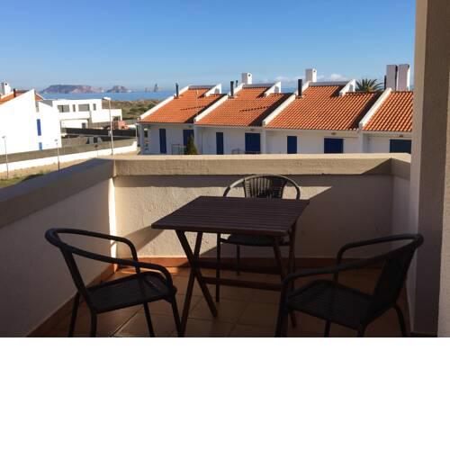 Mas Pinell B5 en 2da linea de playa 4-6px con piscina y terraza