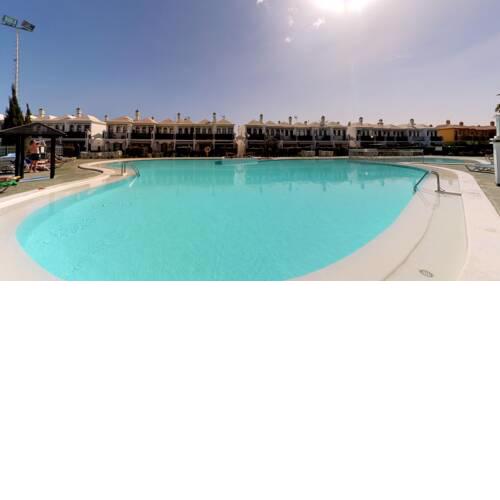 Maspalomas Bungalow terraza y piscina 1139