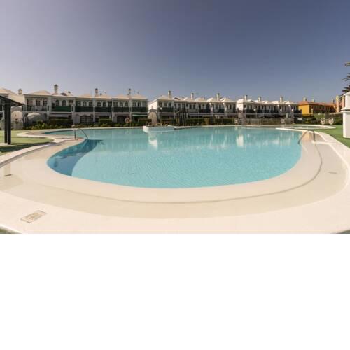 Maspalomas Bungalow terraza y piscina 1282