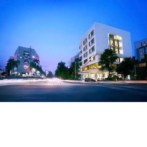 Maxone Premier Melawai
