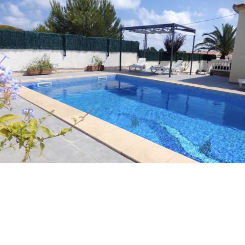 MEDDAYS VILLA AMPARO