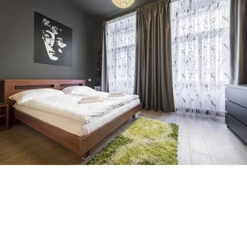 Meet of Prague Apartment