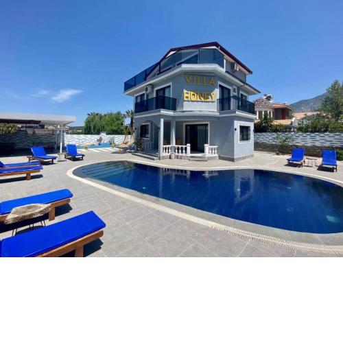 Memories Honey Villa