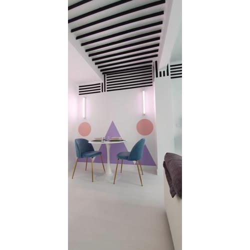Memphis design apartment