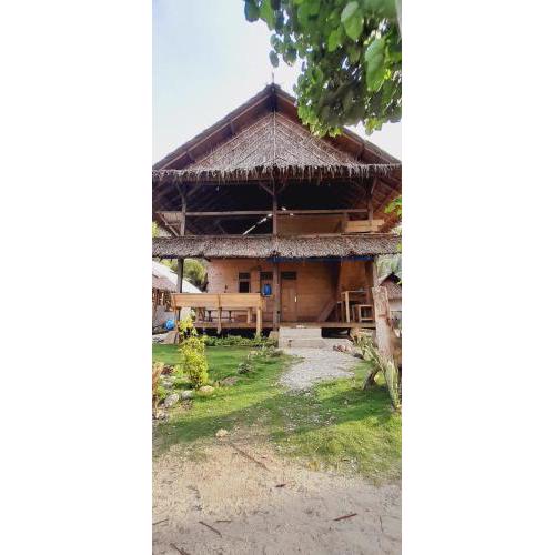 Mentawai Ebay Playground Surfcamp