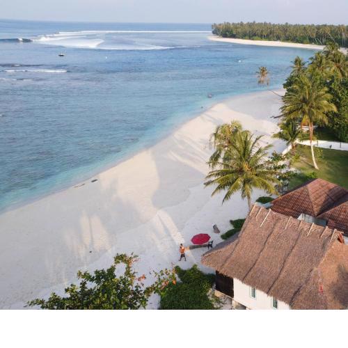 Mentawai House By the Sea in HTs