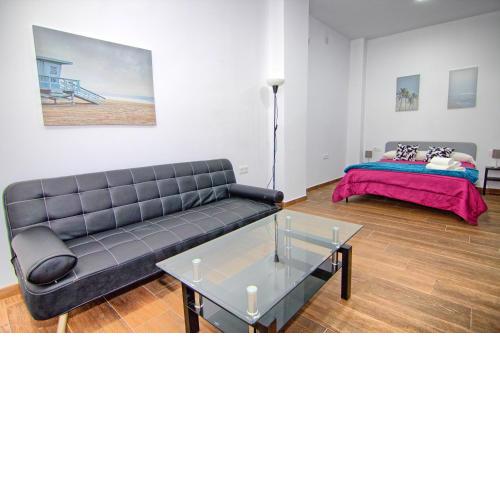 Mercado Huelin Apartments