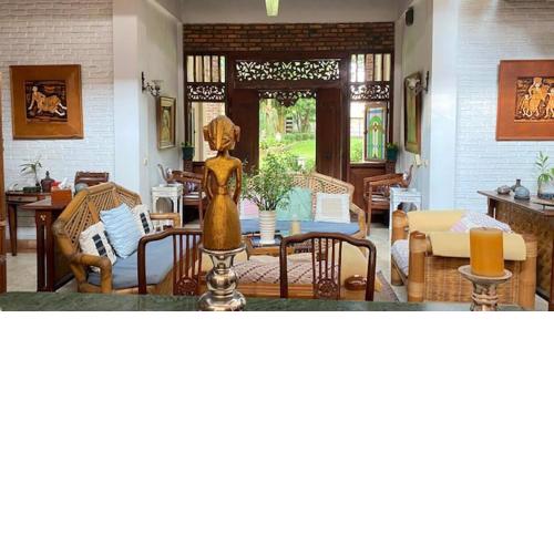 Metina's Tropical Villa