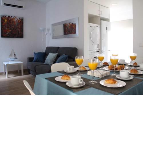 Metro & Beach Apartments