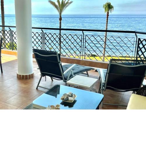 MI CAPRICHO 172 Beachfront Apartment