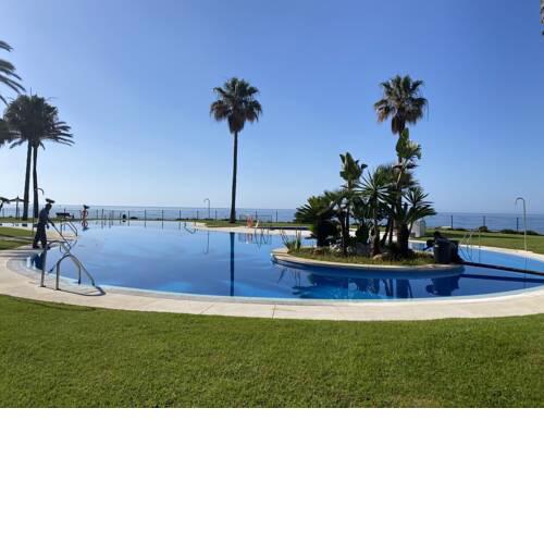 Mi Capricho Apartment with Sea Views and Gardens
