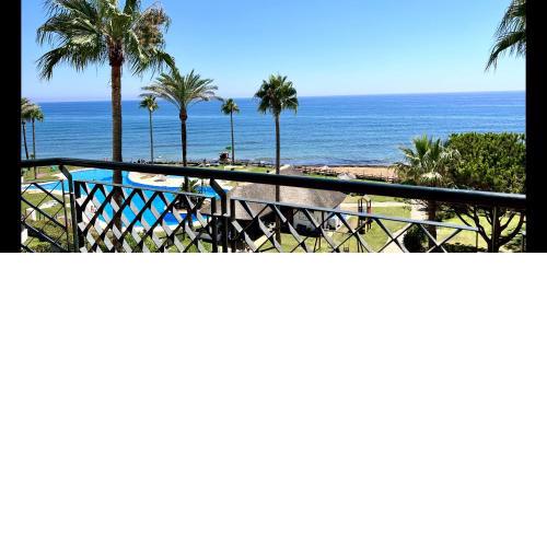 MI CAPRICHO, Beach Front Apartment P.14 3ºB