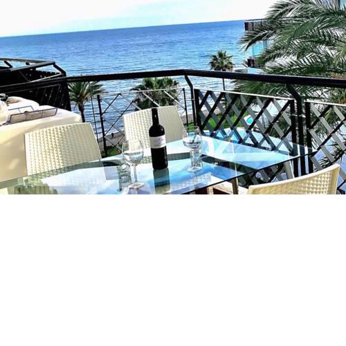 MI CAPRICHO BEACHFRONT - D2 - Apartment with sea views