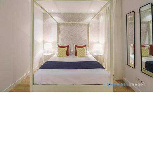 mi casa en Madrid- spacious apartments Callao Gran Via