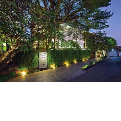 Miers Kuningan, ARTOTEL Curated
