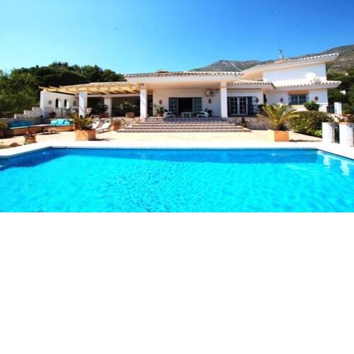 Mijas Villa Sleeps 8 Pool Air Con WiFi T744059