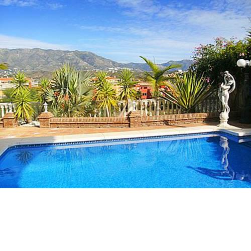 Mijas Villa Sleeps 8 with Pool and Air Con