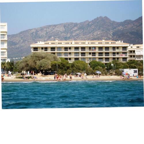 MILENI 2 24 -Duplex en Roses a 200 mtrs de la playa
