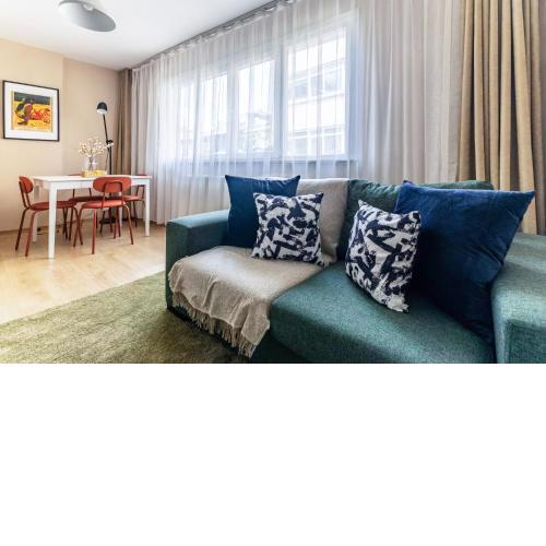 Minimalist Flat 5 min to Taksim Square