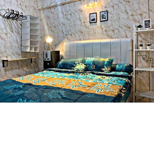 Minimalist Studio 1BR at Green Bay Pluit Apartment