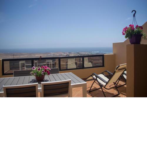 Miramar Stunning Sea View - 2 bedrooms, Wifi, Pool
