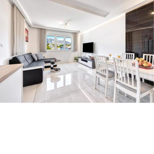 M&N Luxury Apartment