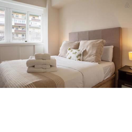 Modern 2 Bed Apt 10min from Las Ventas