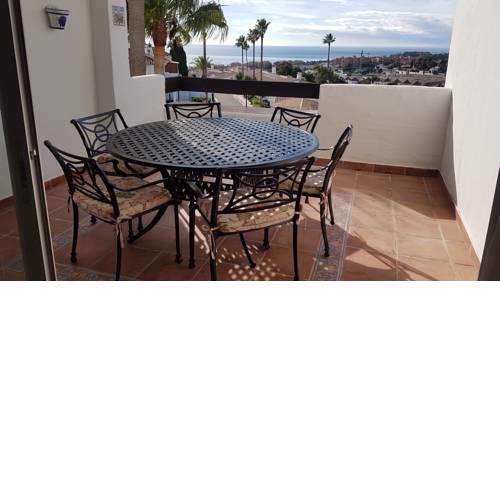 Modern 2 Bed, Outstanding views