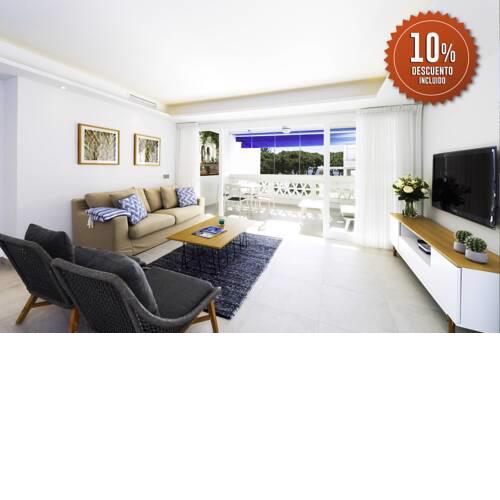 Modern 2 Bedroom Apartment, with Sea Views, in Playas del Duque - Puerto Banús