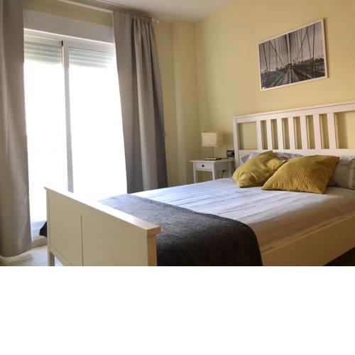 Modern 2 Bedrooms Apartment near Malaga Oldtown AC