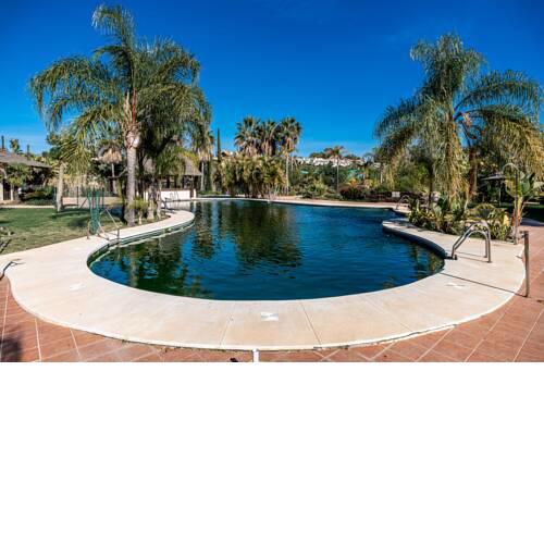 Modern 2BDR next to El Campanario Golf Course