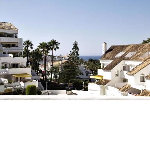 Modern 3 Bed Apartment Marbella