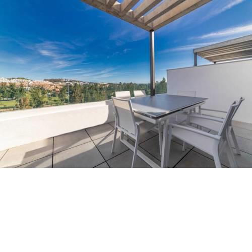 Modern 3 Bedroom Penthouse first line Golf