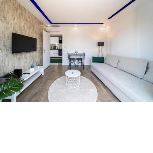 Modern and Central Home near Beach in the Heart of Antalya