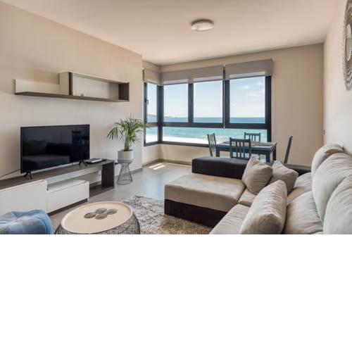 Modern and Chic Over the Sea