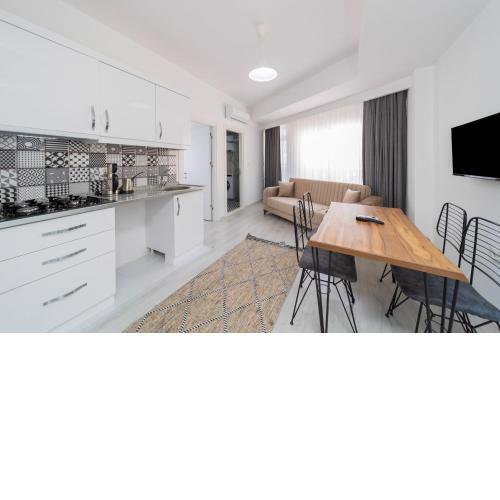 Modern and Comfortable Apartment in Muratpasa