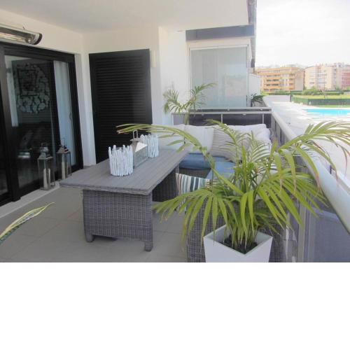 Modern apartment close to centre of Denia Spain