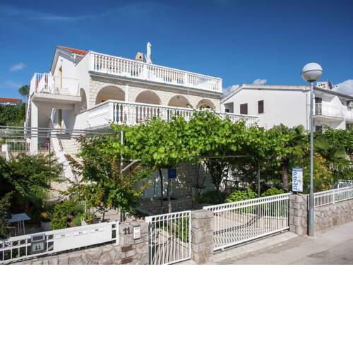 Modern Apartment in Krk with Barbecue