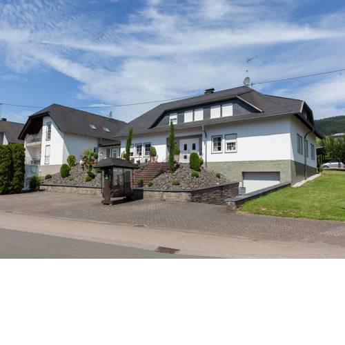 Modern Apartment in Krov Germany with Garden