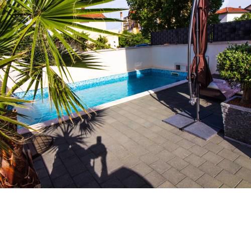 Modern Apartment in silo with Private Swimming Pool
